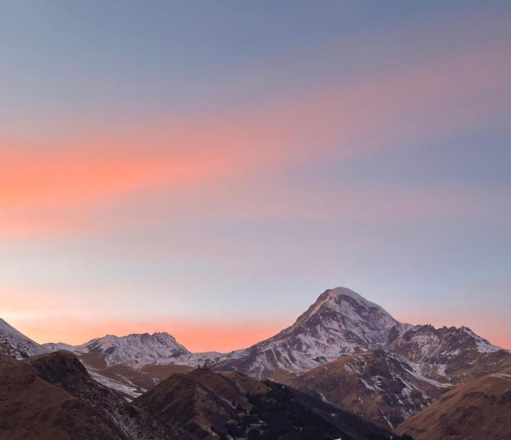 House 54 Hotel Kazbegi Luaran gambar