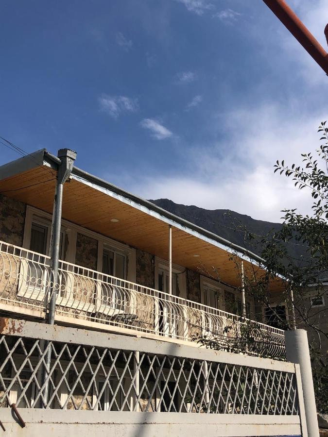 House 54 Hotel Kazbegi Luaran gambar