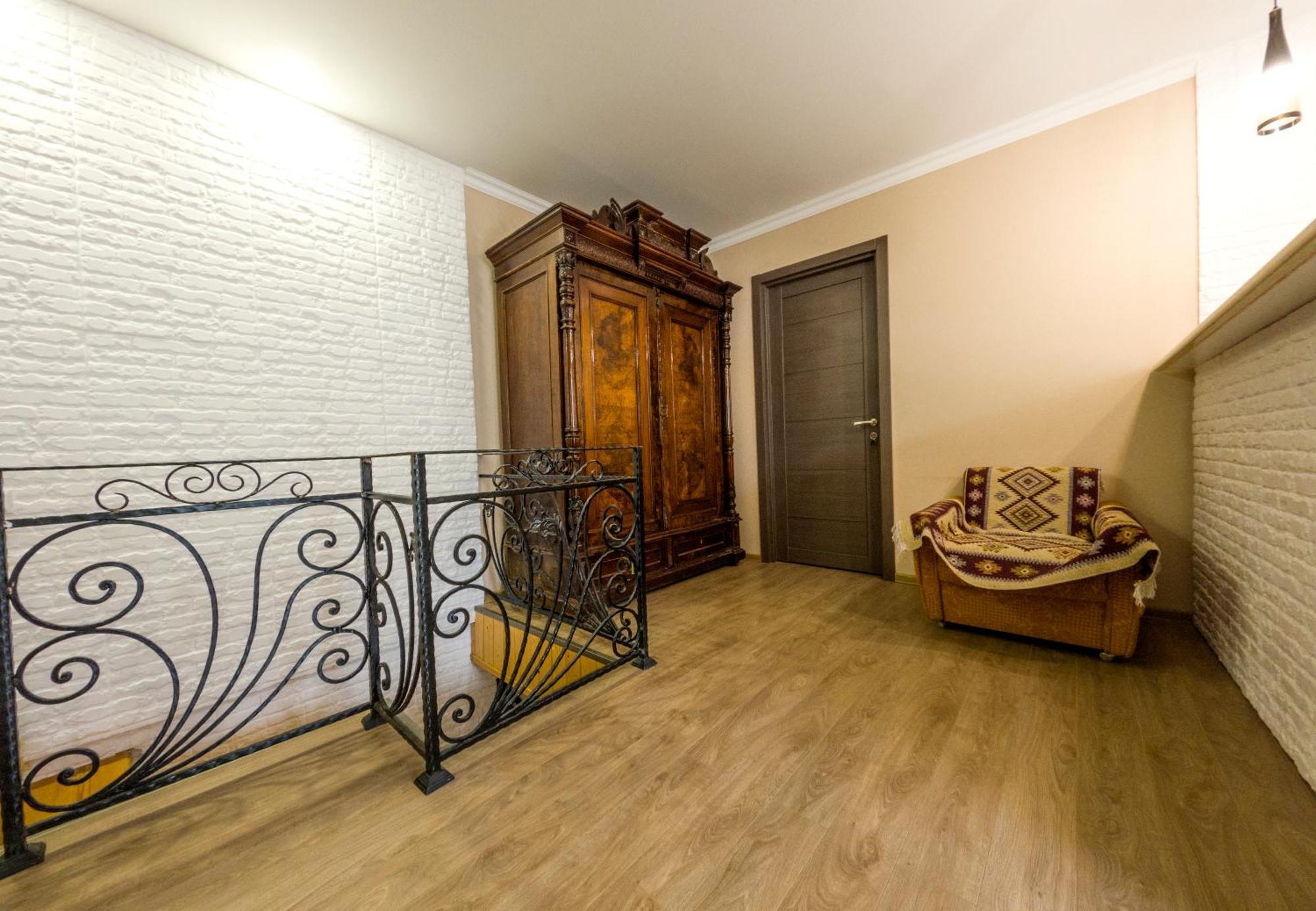 House 54 Hotel Kazbegi Luaran gambar